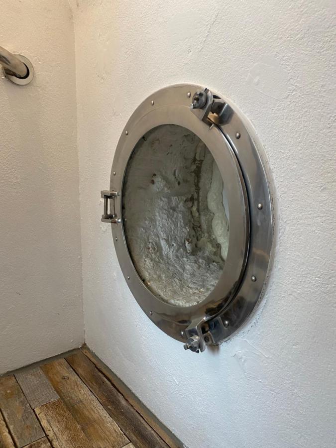 Appartement The Old Water Pumping Station Quirky Underground Hobbit House à Penzance Extérieur photo